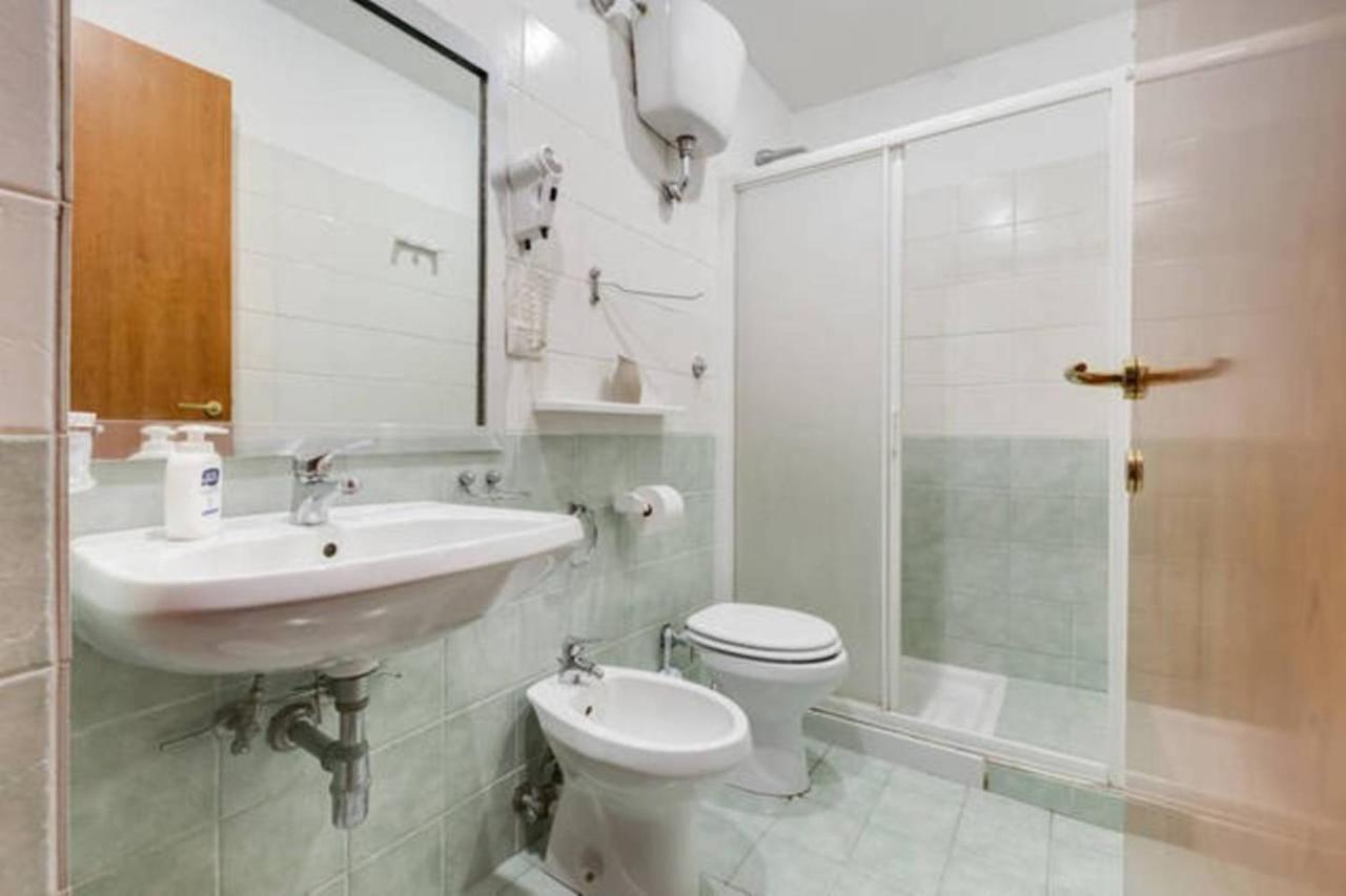 Golden Ratio Hotel Rome Room photo